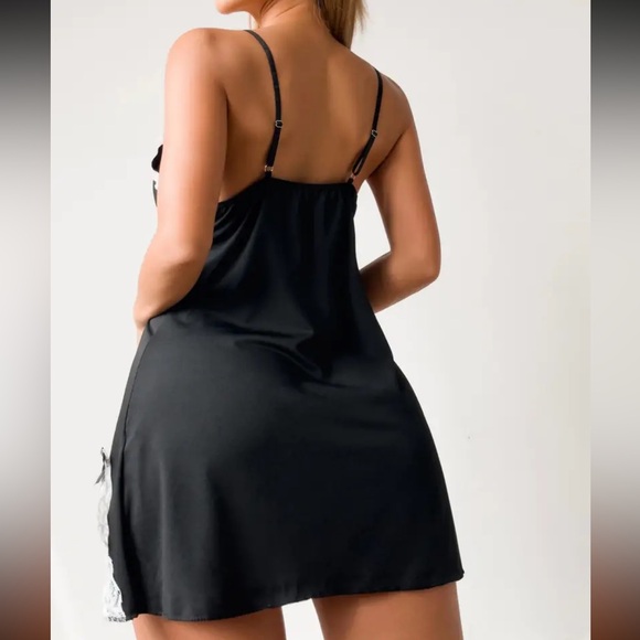 Solid Color Lace Trim Lingerie Night Dress Slip - Picture 6 of 7